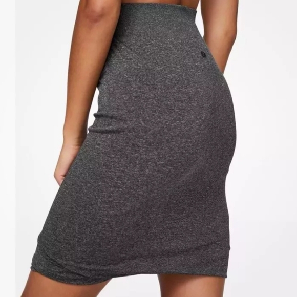 Lululemon Boulevard Bliss Skirt - Picture 4 of 12